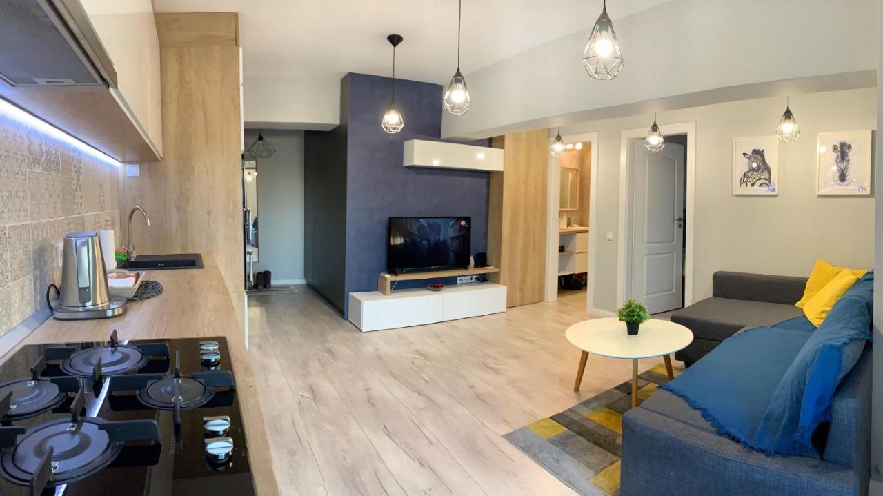 Zebra'S House Apartment บูคาเรสต์ ภายนอก รูปภาพ